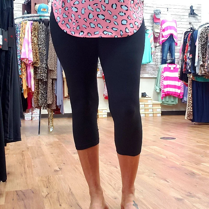 Rae Mode Capri Yoga Leggings